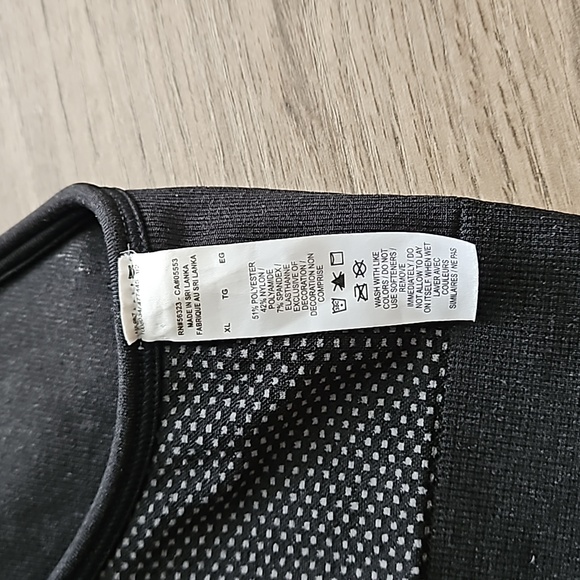 Nike sports bra - Picture 3 of 4